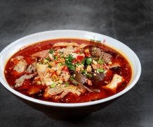 巴渝冒菜：川味美食的传承与创新