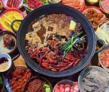 重庆火锅加盟店的成功运营：从店长角色到总部支持