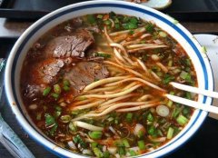 揭秘兰州牛肉面加盟陷阱：装修与设备选购的省钱秘笈